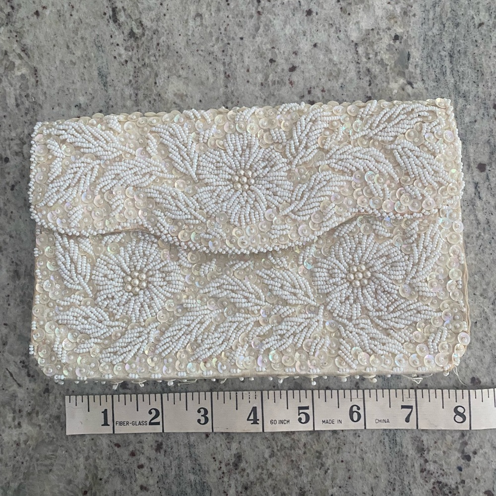 Vintage beaded clutch/purse, white/off white